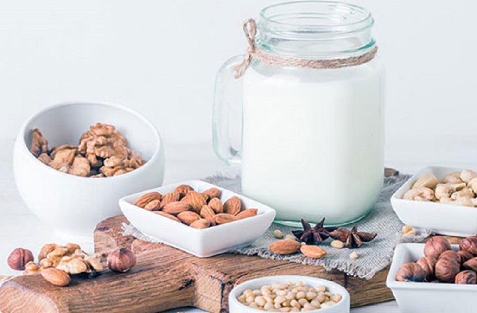 Bé Ăn Dặm Nên Dùng Hạt Gì? Gợi Ý 5 Loại Hạt Vàng Cho Trí Não