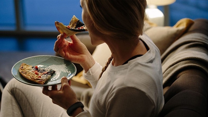 Ăn Khuya Mỗi Ngày – Dạ Dày Không Có Ca Nghỉ