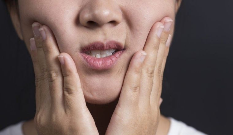 Giảm Phù Mặt Khi Ngồi Lâu Với Sữa Hạt Gì?