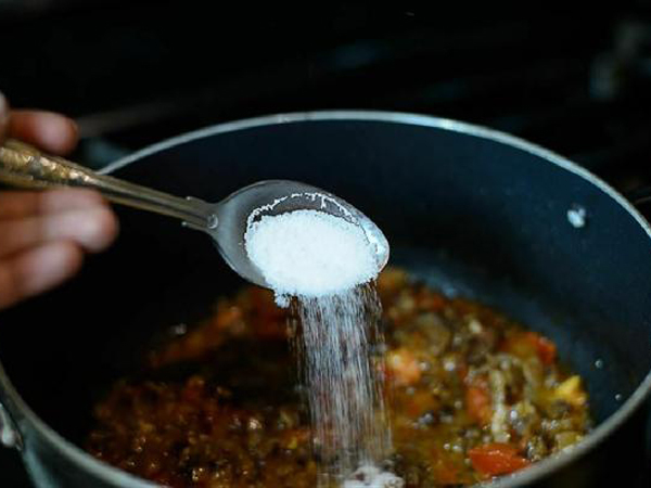 Ăn Mặn Quá Có Thể Gây Những Vấn Đề Gì?