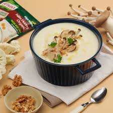 Súp nấm sữa hạt óc chó