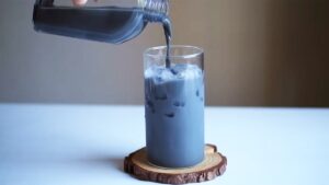 cách mix sữa hạt với than tre