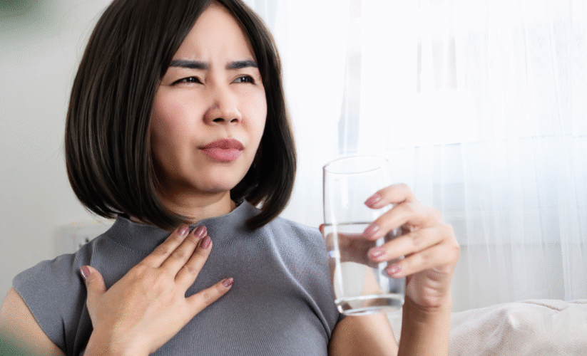 vi_sao_khi_cang_thang_nhieu_nguoi_co_xu_huong_uong_nuoc_