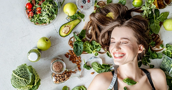 Bí Quyết Dinh Dưỡng Giúp Tóc Dày, Giảm Gãy Rụng Hiệu Quả