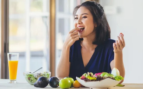 Dinh Dưỡng Tuổi 30: Những Thay Đổi Quan Trọng Bạn Cần Biết