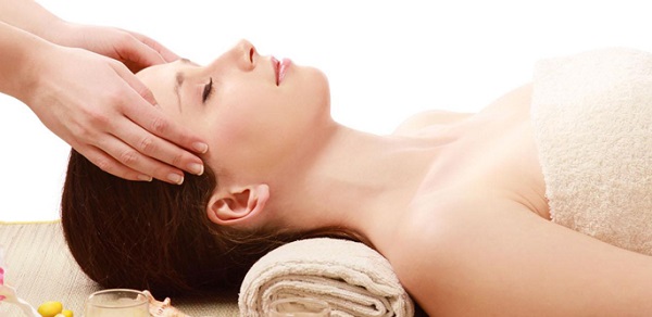 5 Huyệt Đạo “Vàng” Giúp Giảm Đau Đầu Nhanh Chóng Tại Nhà