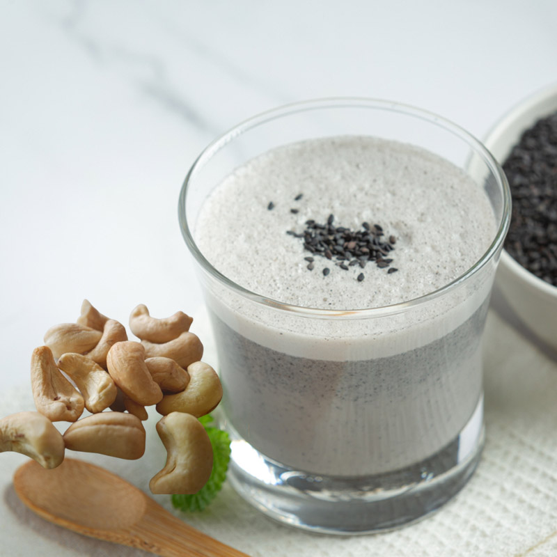 Sữa Mè Đen Hạt Điều – Kết Hợp Dinh Dưỡng Hay Chỉ Là Trào Lưu?