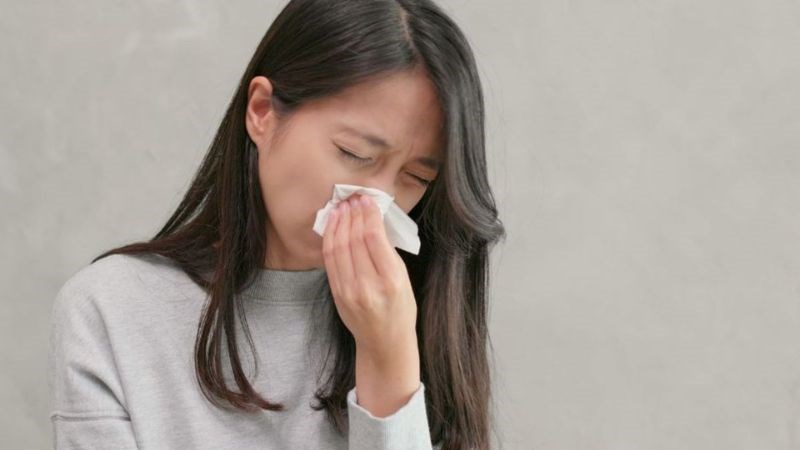 Hắt Hơi Liên Tục – Không Chỉ Là Cảm