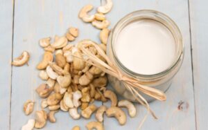 loi-ich-cua-sua-hat-dieu