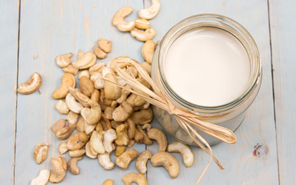 loi-ich-cua-sua-hat-dieu