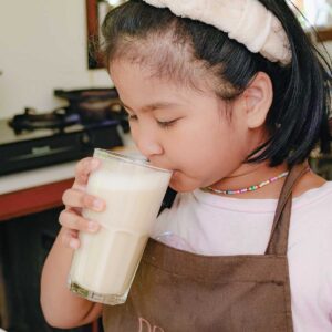 sữa hạt điều cho bé